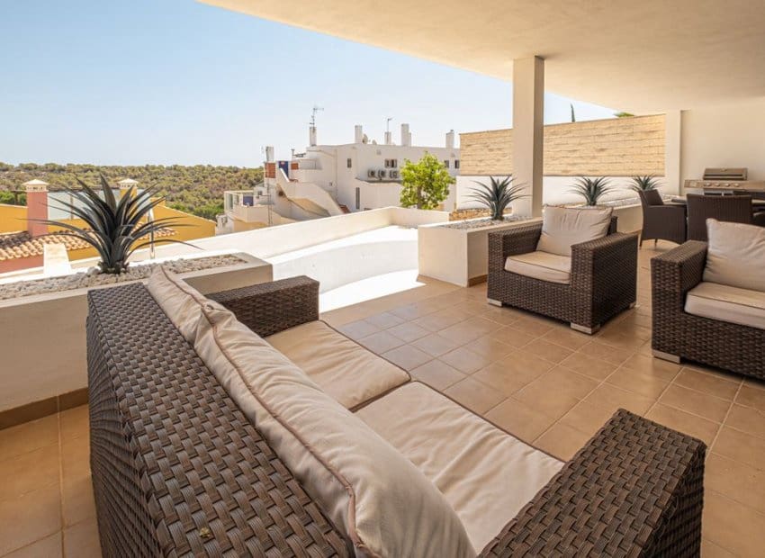 Apartamento de 3 habitaciones en Orihuela Costa en venta con piscina - 395.000 € (Ref: 9580314)