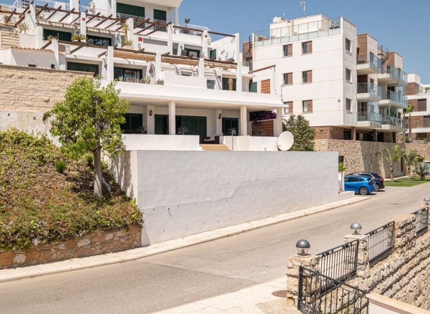 Apartamento de 3 habitaciones en Orihuela Costa en venta con piscina - 395.000 € (Ref: 9580314)