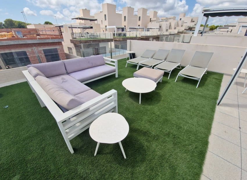 5 Zimmer Villa zu verkaufen in Villamartin mit Pool - 380.000 € (Ref: 9580315)