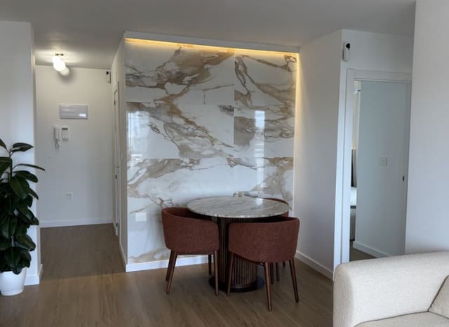 2 makuuhuone Kattohuoneisto myytävänä paikassa Punta Prima, Orihuela mukana uima-altaan - 269 000 € (Ref: 9580317)