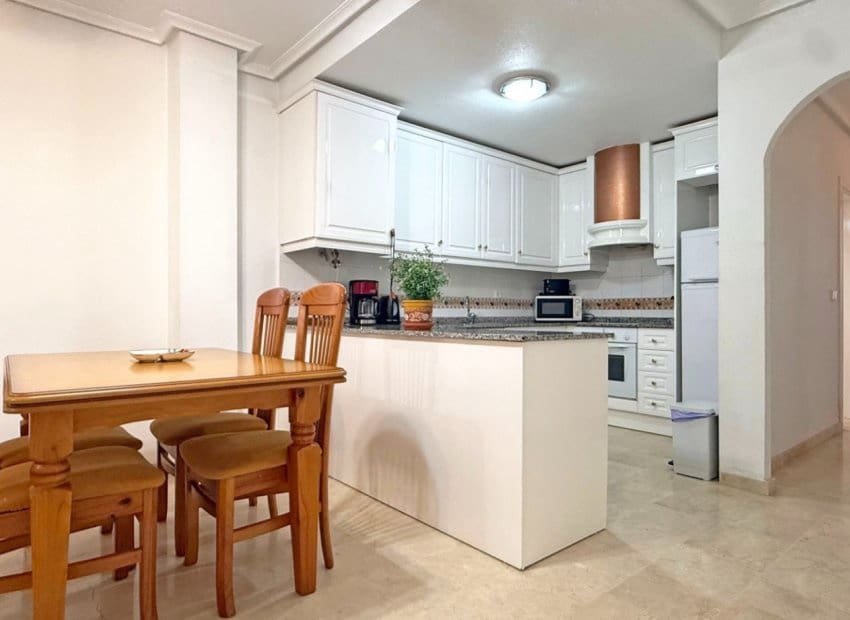 2 sypialnia Apartament na sprzedaż w Villamartin z basenem - 199 000 € (Ref: 9596726)