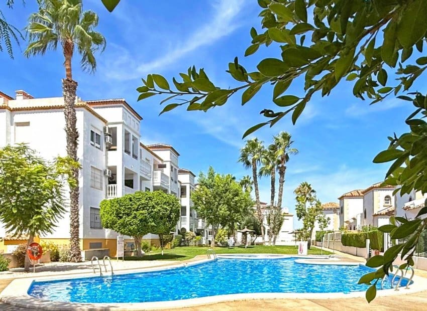 2 sypialnia Apartament na sprzedaż w Villamartin z basenem - 199 000 € (Ref: 9596726)