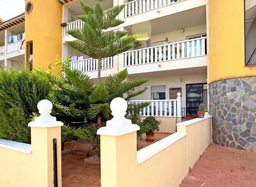 2 chambre Appartement à vendre à Orihuela Costa avec piscine - 159 000 € (Ref: 9596727)