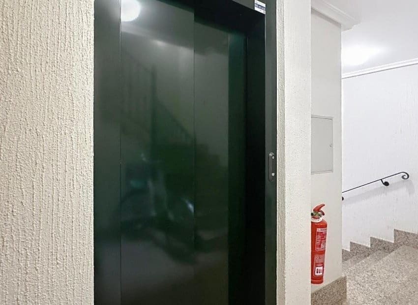 2 soverom Strandleiligheter til salgs i Los Cuarteros med svømmebasseng - € 257 000 (Ref: 9596728)