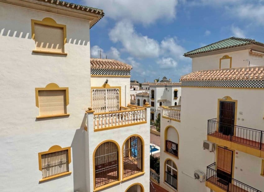 3 soveværelse Lejlighed til salg i La Mata med swimmingpool - € 269.000 (Ref: 9596729)