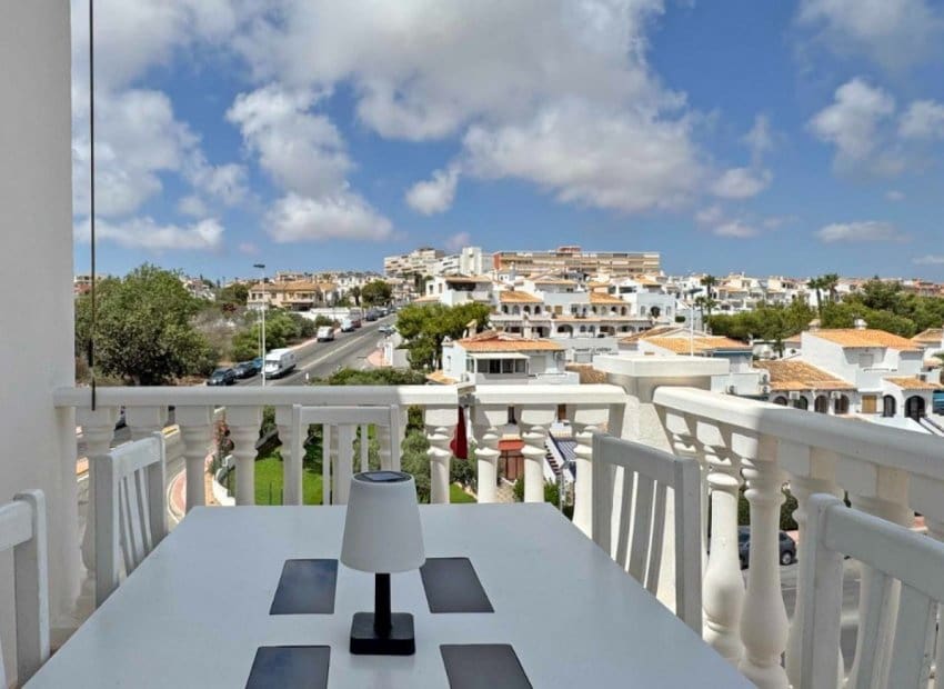 3 soveværelse Lejlighed til salg i La Mata med swimmingpool - € 269.000 (Ref: 9596729)