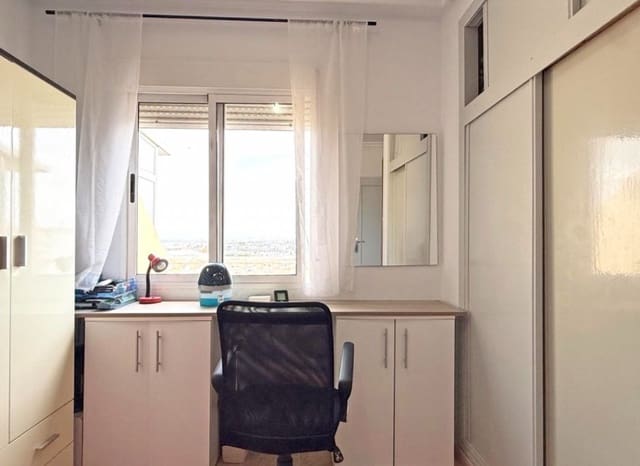 2 sypialnia Penthouse na sprzedaż w El Molino, Torrevieja z basenem - 169 900 € (Ref: 9596730)