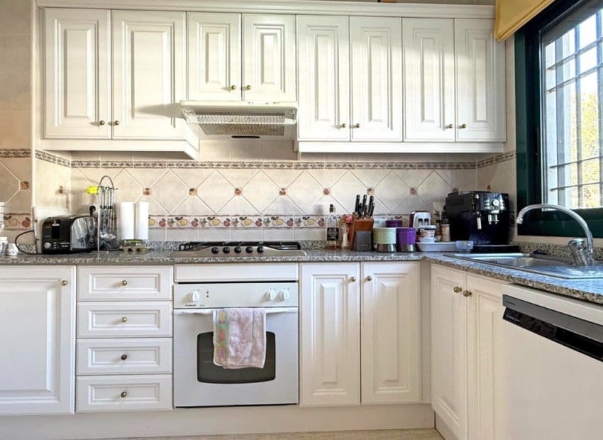 Apartamento de 2 habitaciones en Campoamor en venta con piscina - 215.000 € (Ref: 9596732)