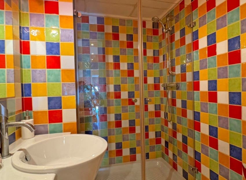 4 makuuhuone Ranta-asunto myytävänä paikassa Torrevieja - 489 000 € (Ref: 9596733)