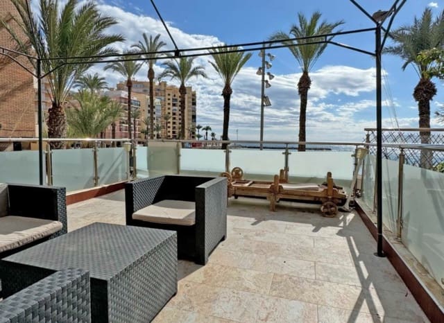 4 makuuhuone Ranta-asunto myytävänä paikassa Playa del Cura, Torrevieja - 489 000 € (Ref: 9596733)