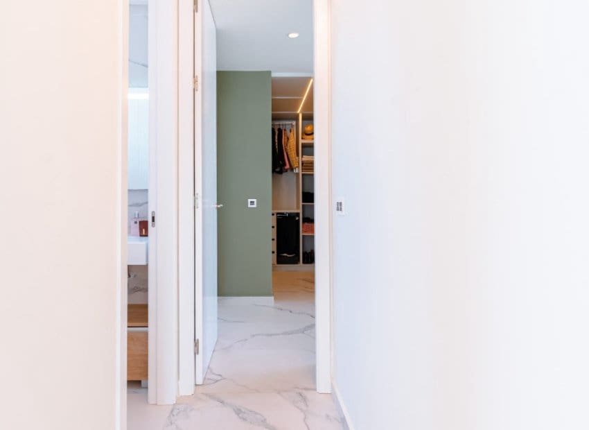 5 makuuhuone Huvila myytävänä paikassa San Miguel de Salinas mukana uima-altaan - 780 000 € (Ref: 9596735)