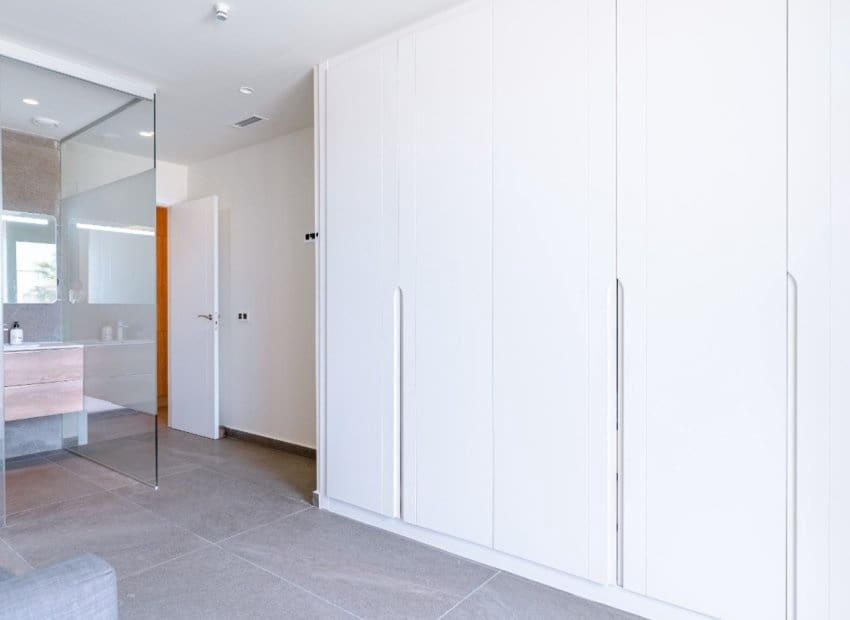 5 makuuhuone Huvila myytävänä paikassa San Miguel de Salinas mukana uima-altaan - 780 000 € (Ref: 9596735)