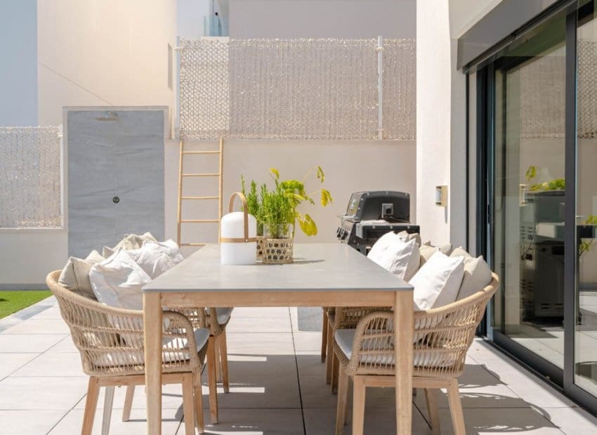 5 makuuhuone Huvila myytävänä paikassa San Miguel de Salinas mukana uima-altaan - 780 000 € (Ref: 9596735)