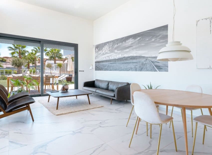 5 makuuhuone Huvila myytävänä paikassa San Miguel de Salinas mukana uima-altaan - 780 000 € (Ref: 9596735)