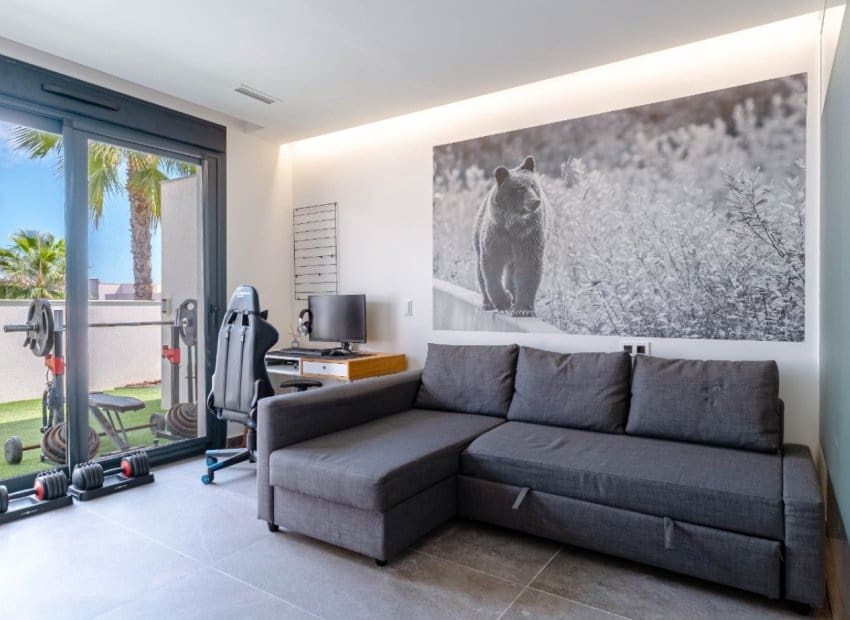 5 makuuhuone Huvila myytävänä paikassa San Miguel de Salinas mukana uima-altaan - 780 000 € (Ref: 9596735)