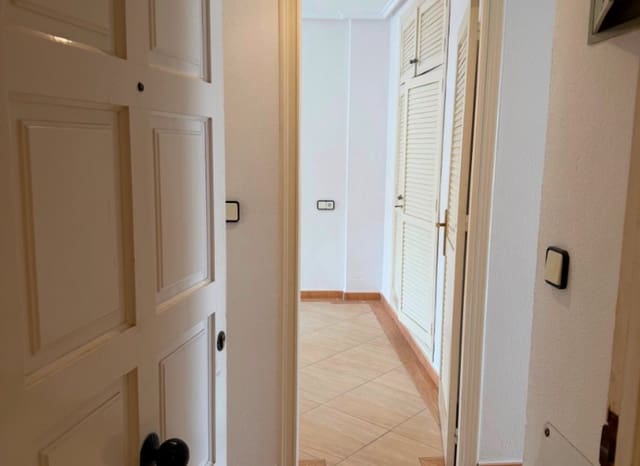 2 soverom Strandleiligheter til salgs i Los Frutales, Torrevieja med svømmebasseng - € 209 900 (Ref: 9596736)