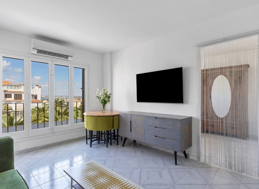 1 soveværelse Lejlighed til salg i La Mata med swimmingpool - € 179.500 (Ref: 9596737)