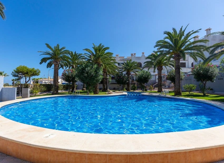 1 soveværelse Lejlighed til salg i La Mata med swimmingpool - € 179.500 (Ref: 9596737)
