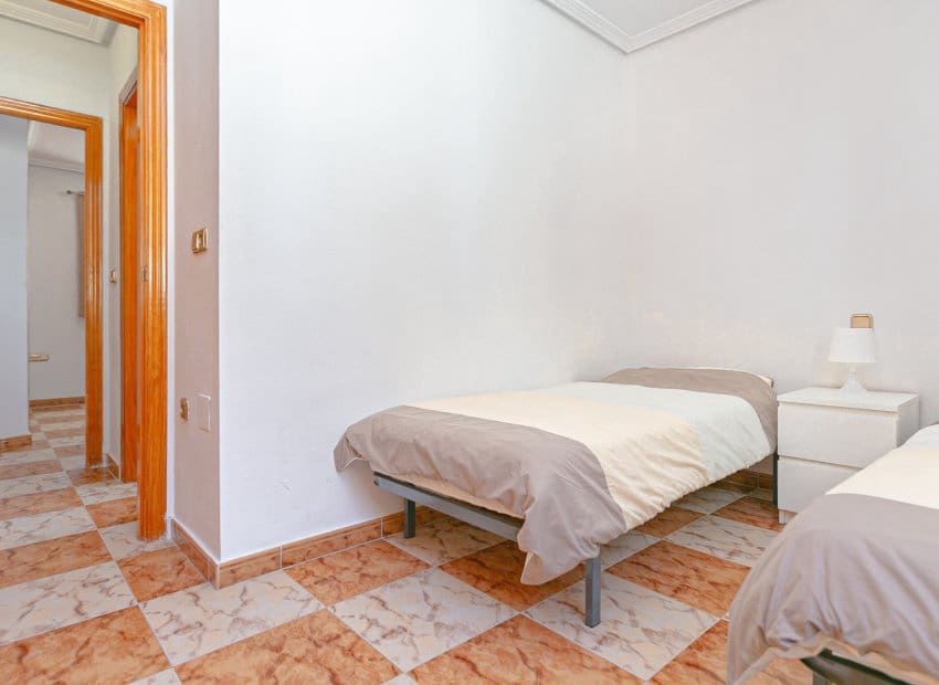 2 quarto Penthouse para venda em Villamartin com piscina - 139 000 € (Ref: 9596740)