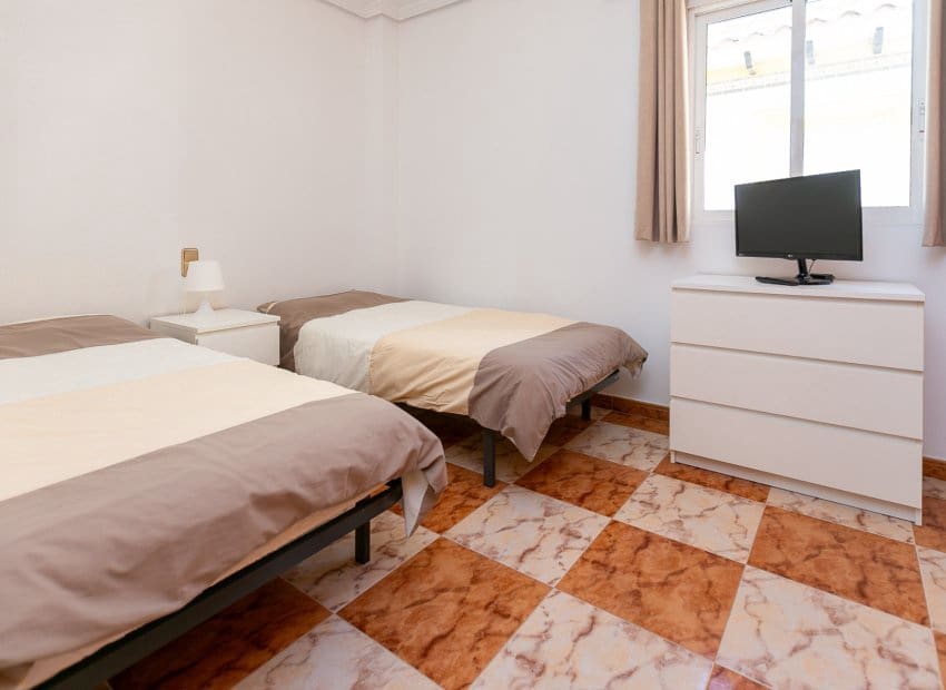 2 quarto Penthouse para venda em Villamartin com piscina - 139 000 € (Ref: 9596740)