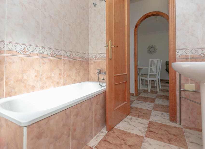 2 quarto Penthouse para venda em Villamartin com piscina - 139 000 € (Ref: 9596740)