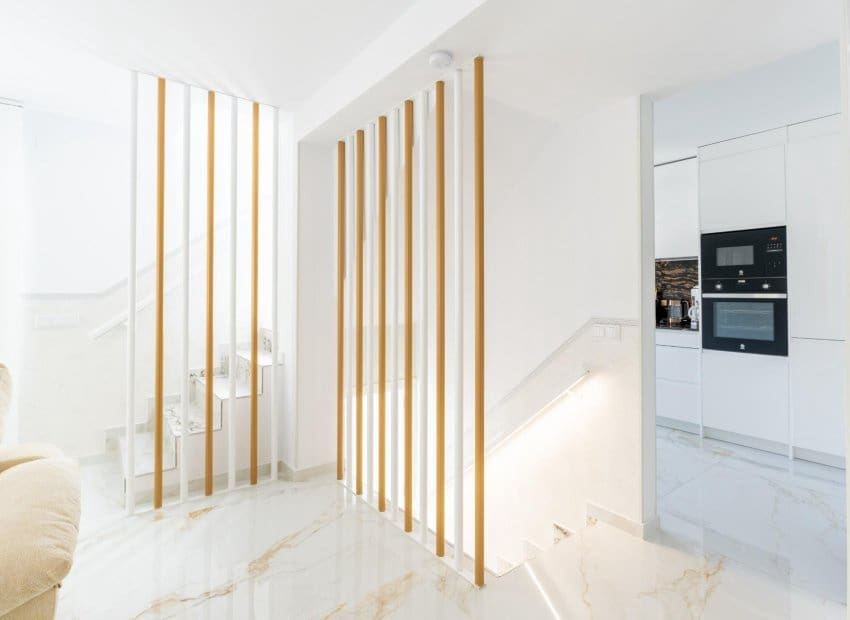 4 makuuhuone Paritalo myytävänä paikassa Orihuela Costa mukana uima-altaan - 529 000 € (Ref: 9596745)