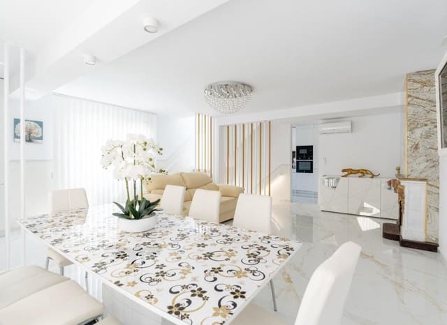 4 makuuhuone Paritalo myytävänä paikassa Orihuela Costa, Orihuela mukana uima-altaan - 529 000 € (Ref: 9596745)