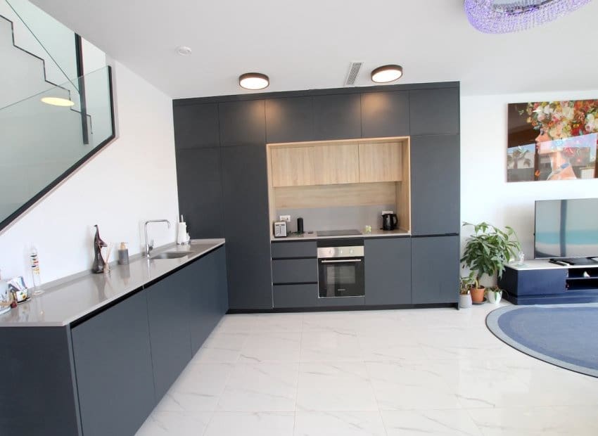 3 makuuhuone Huvila myytävänä paikassa Los Montesinos mukana uima-altaan - 387 500 € (Ref: 9596746)