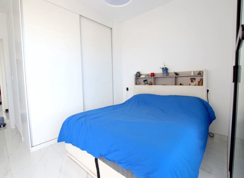 3 makuuhuone Huvila myytävänä paikassa Los Montesinos mukana uima-altaan - 387 500 € (Ref: 9596746)