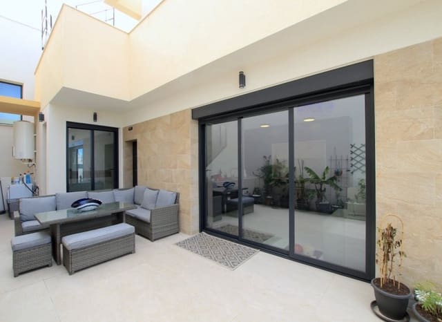 3 makuuhuone Huvila myytävänä paikassa Los Montesinos mukana uima-altaan - 387 500 € (Ref: 9596746)