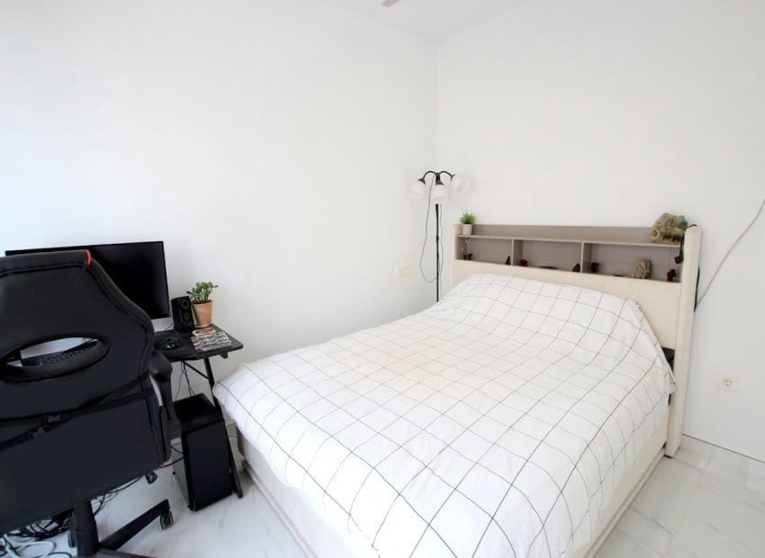 3 makuuhuone Huvila myytävänä paikassa Los Montesinos mukana uima-altaan - 387 500 € (Ref: 9596746)