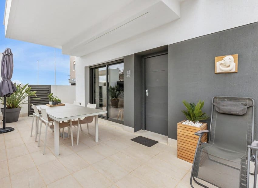 2 Zimmer Apartment zu verkaufen in La Mata mit Pool - 295.000 € (Ref: 9596747)