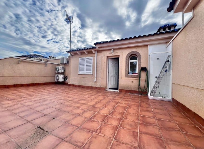 2 sovrum Strandlägenhet till salu i Pilar de la Horadada med pool - 220 000 € (Ref: 9596749)