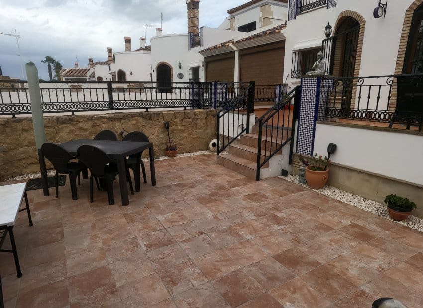 3 soverom Villa til salgs i Algorfa med svømmebasseng - € 365 000 (Ref: 9596750)