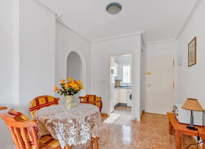 Apartamento de 2 habitaciones en Filipinas en venta con piscina - 124.900 € (Ref: 9596756)