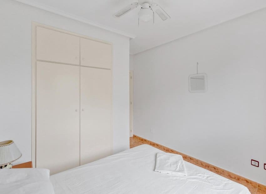 Apartamento de 2 habitaciones en Filipinas en venta con piscina - 124.900 € (Ref: 9596756)