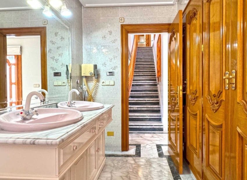 6 makuuhuone Kattohuoneisto myytävänä paikassa San Pedro del Pinatar - 415 000 € (Ref: 9597180)