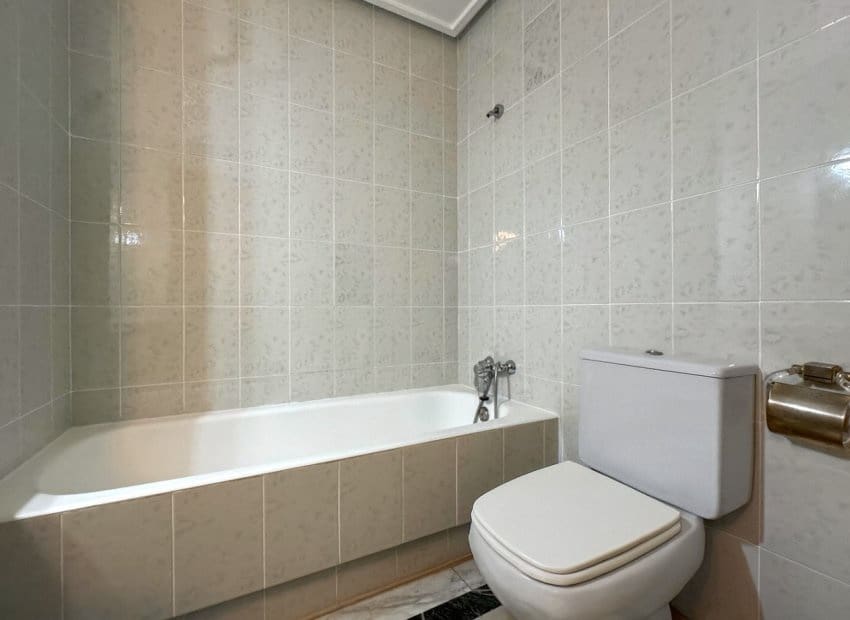 6 makuuhuone Kattohuoneisto myytävänä paikassa San Pedro del Pinatar - 415 000 € (Ref: 9597180)