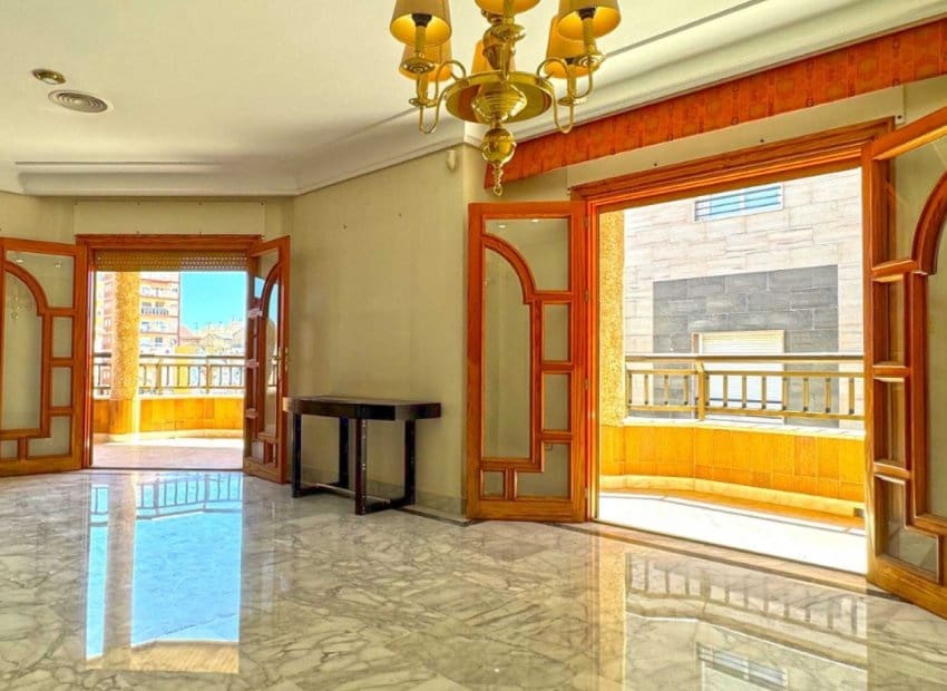 6 makuuhuone Kattohuoneisto myytävänä paikassa San Pedro del Pinatar - 415 000 € (Ref: 9597180)