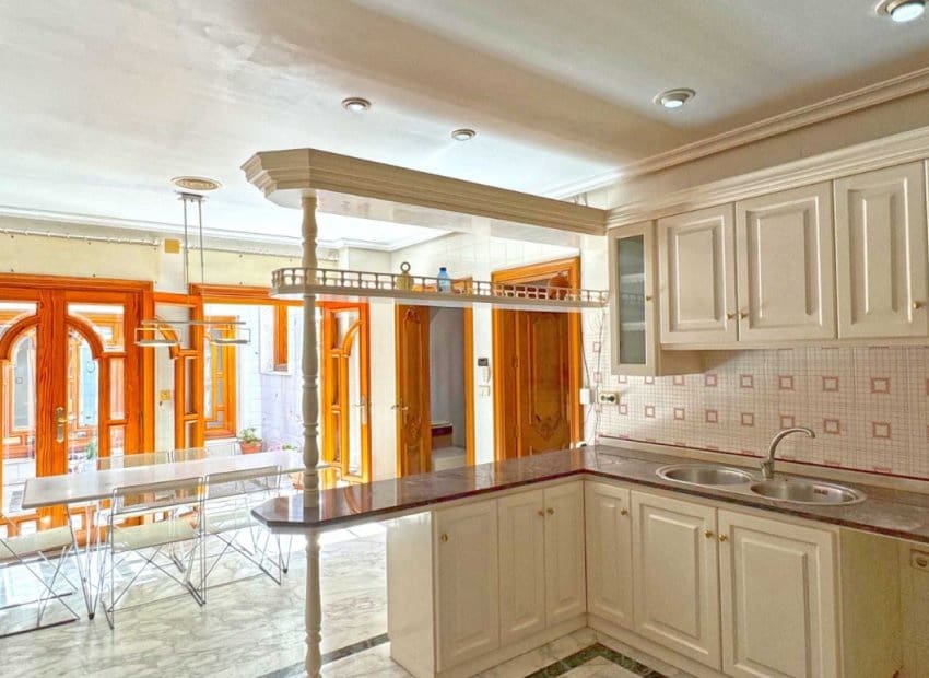 6 makuuhuone Kattohuoneisto myytävänä paikassa San Pedro del Pinatar - 415 000 € (Ref: 9597180)