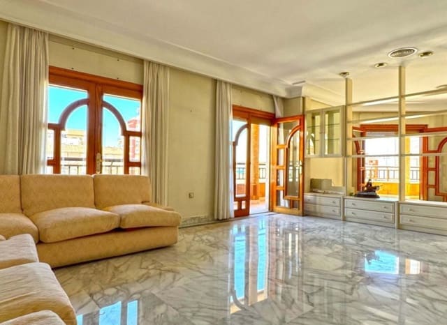 6 makuuhuone Kattohuoneisto myytävänä paikassa San Pedro del Pinatar ciudad, San Pedro del Pinatar - 415 000 € (Ref: 9597180)