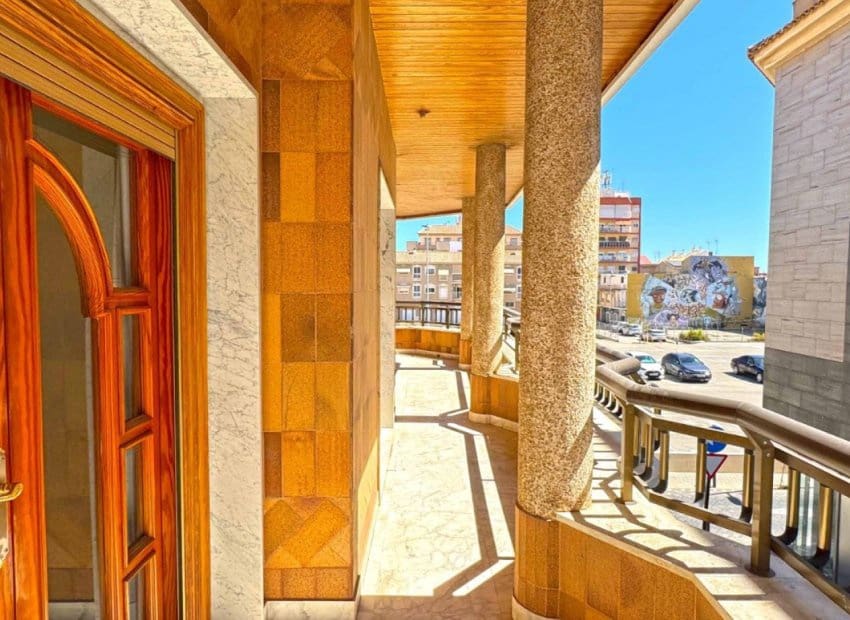 6 makuuhuone Kattohuoneisto myytävänä paikassa San Pedro del Pinatar - 415 000 € (Ref: 9597180)