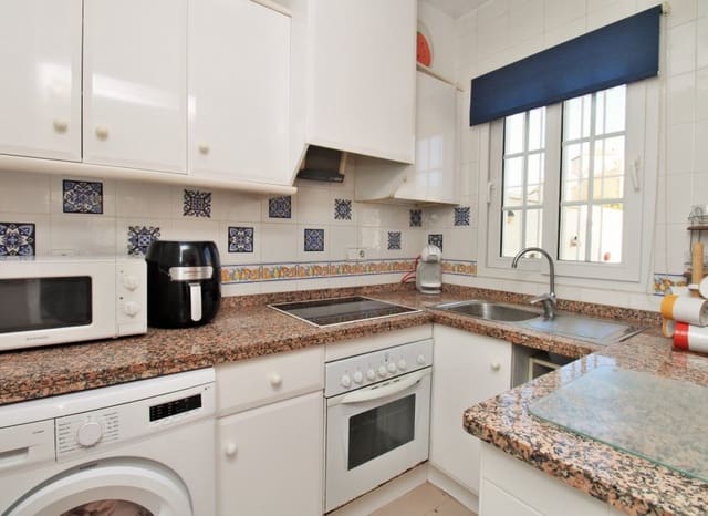 3 chambre Villa/Maison Semi-Mitoyenne à vendre à Playa Flamenca, Orihuela avec piscine - 249 000 € (Ref: 9603484)