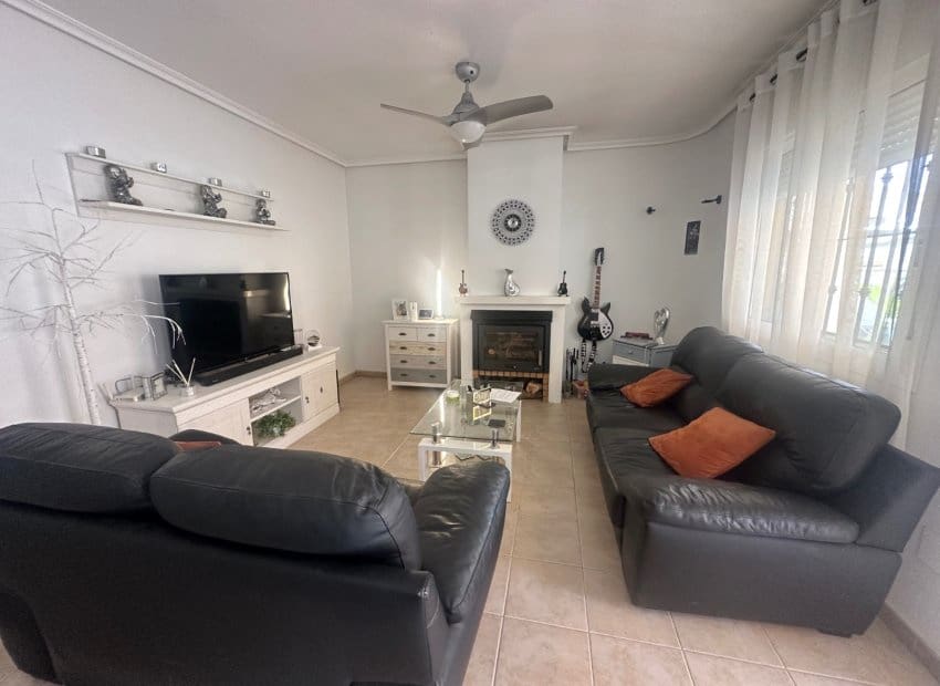 2 soveværelse Villa til salg i Vistabella med swimmingpool - € 270.000 (Ref: 9603486)