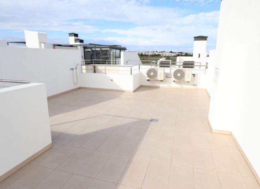 3 slaapkamer Halfvrijstaande villa te koop in Orihuela Costa met zwembad - € 375.000 (Ref: 9603487)