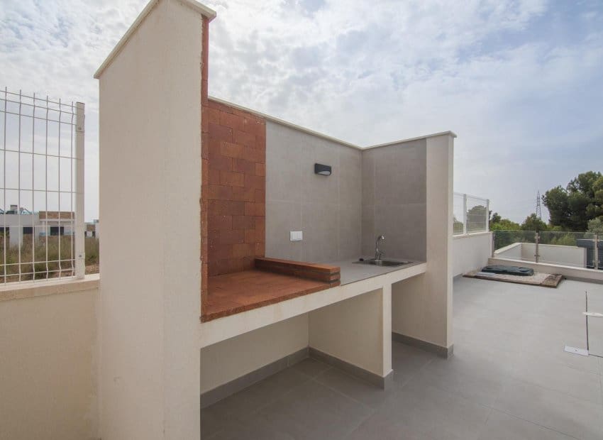 3 bedroom Villa for sale in Polop with pool - € 585,000 (Ref: 9603488)