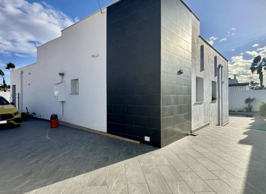 5 camera da letto Villa in vendita in Ciudad Quesada con piscina - 498.000 € (Rif: 9603490)