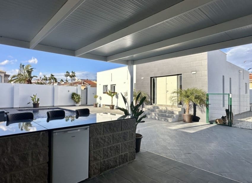 5 camera da letto Villa in vendita in Ciudad Quesada con piscina - 498.000 € (Rif: 9603490)