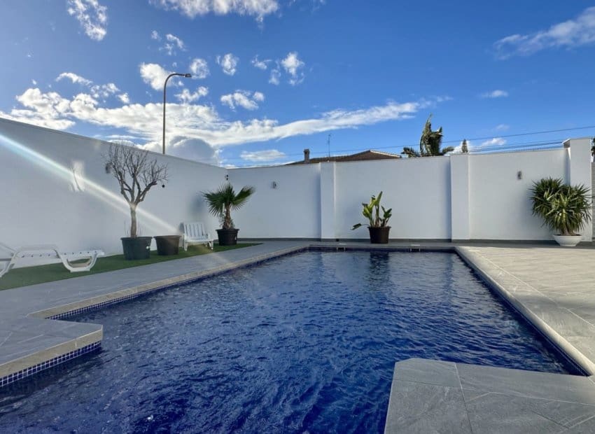 5 camera da letto Villa in vendita in Ciudad Quesada con piscina - 498.000 € (Rif: 9603490)