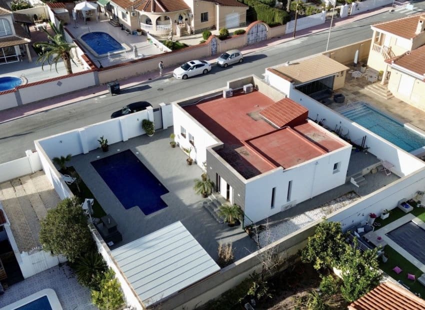 5 camera da letto Villa in vendita in Ciudad Quesada con piscina - 498.000 € (Rif: 9603490)